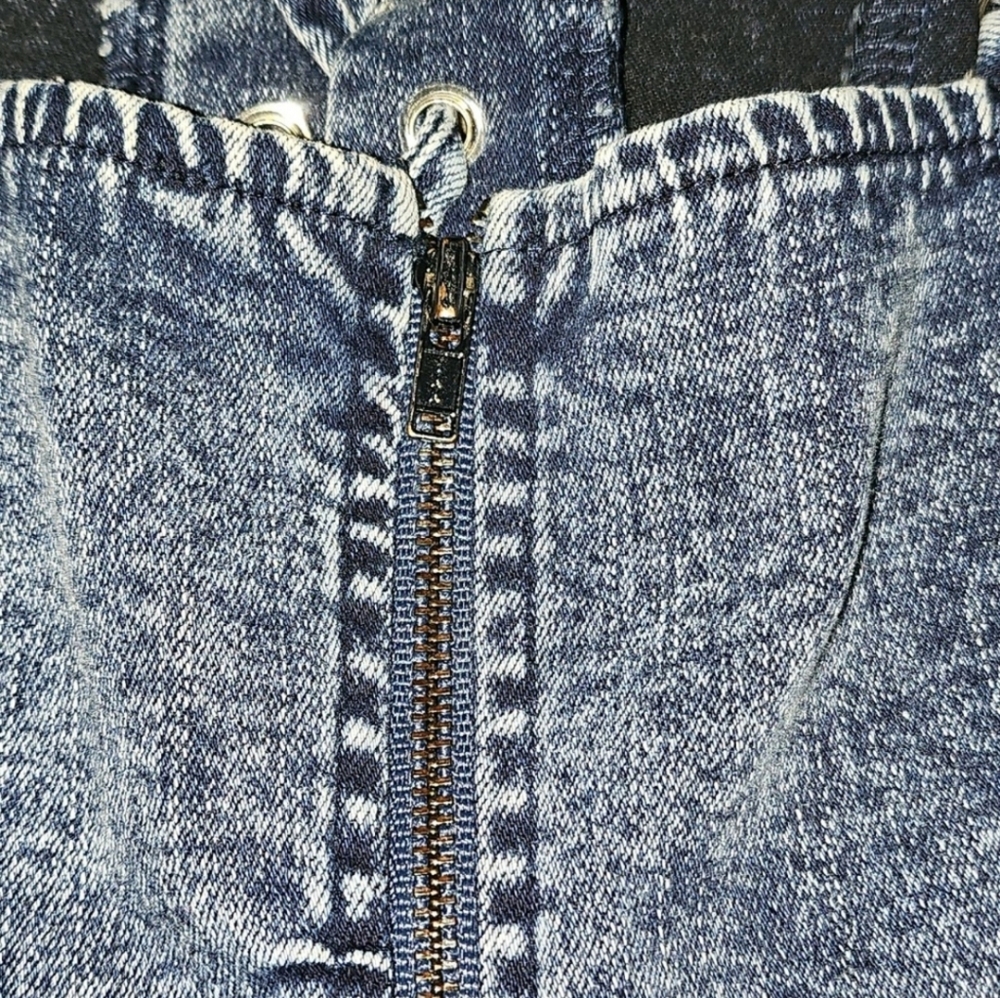 Denim Lace-Up Dress - Picture 3 of 5